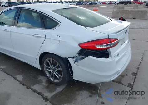 2019 Ford Fusion Hybrid Titanium from USA, damaged, VIN 3FA6P0RUXKR259292